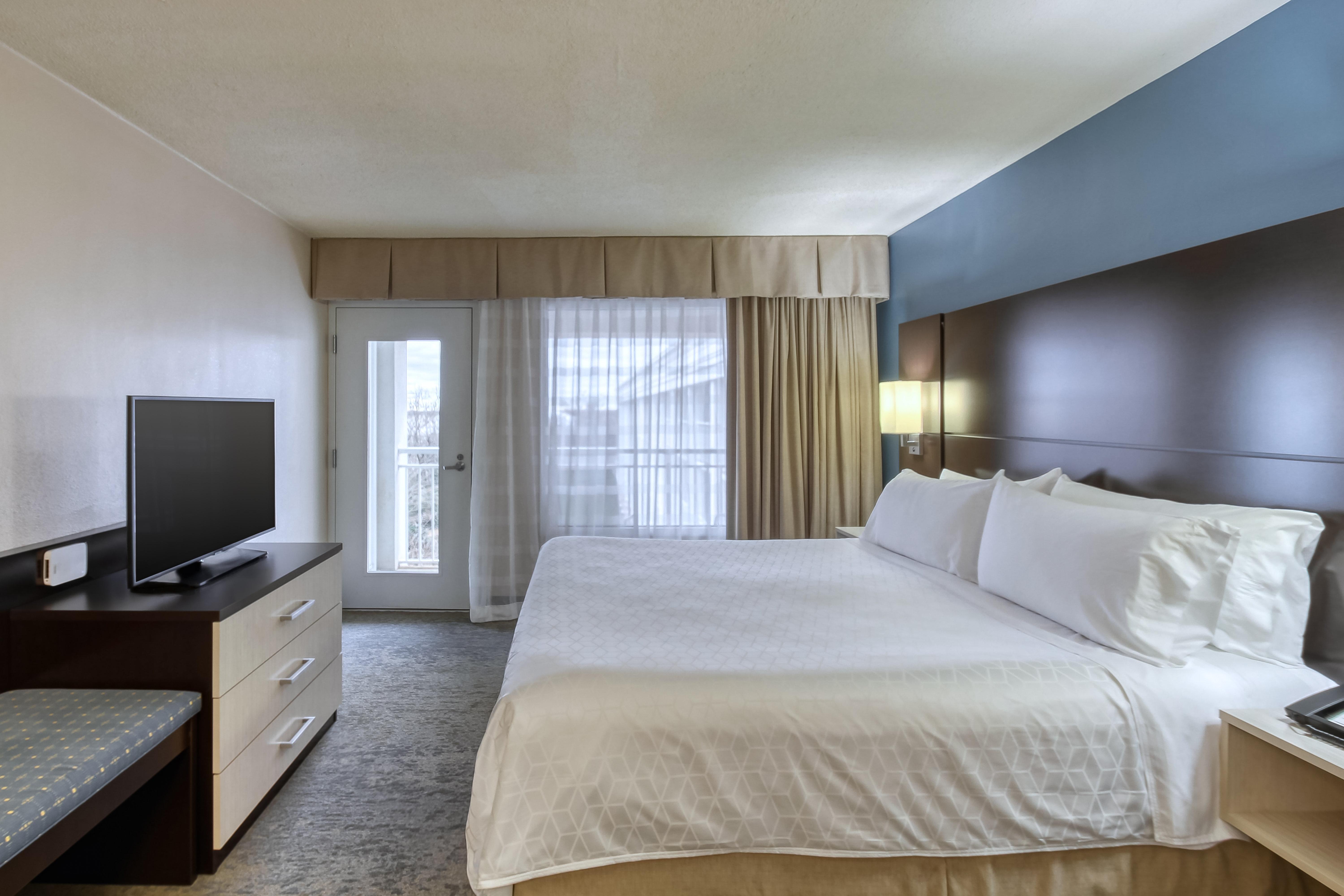 Holiday Inn & Suites Atlanta Airport North By Ihg College Park Exterior photo