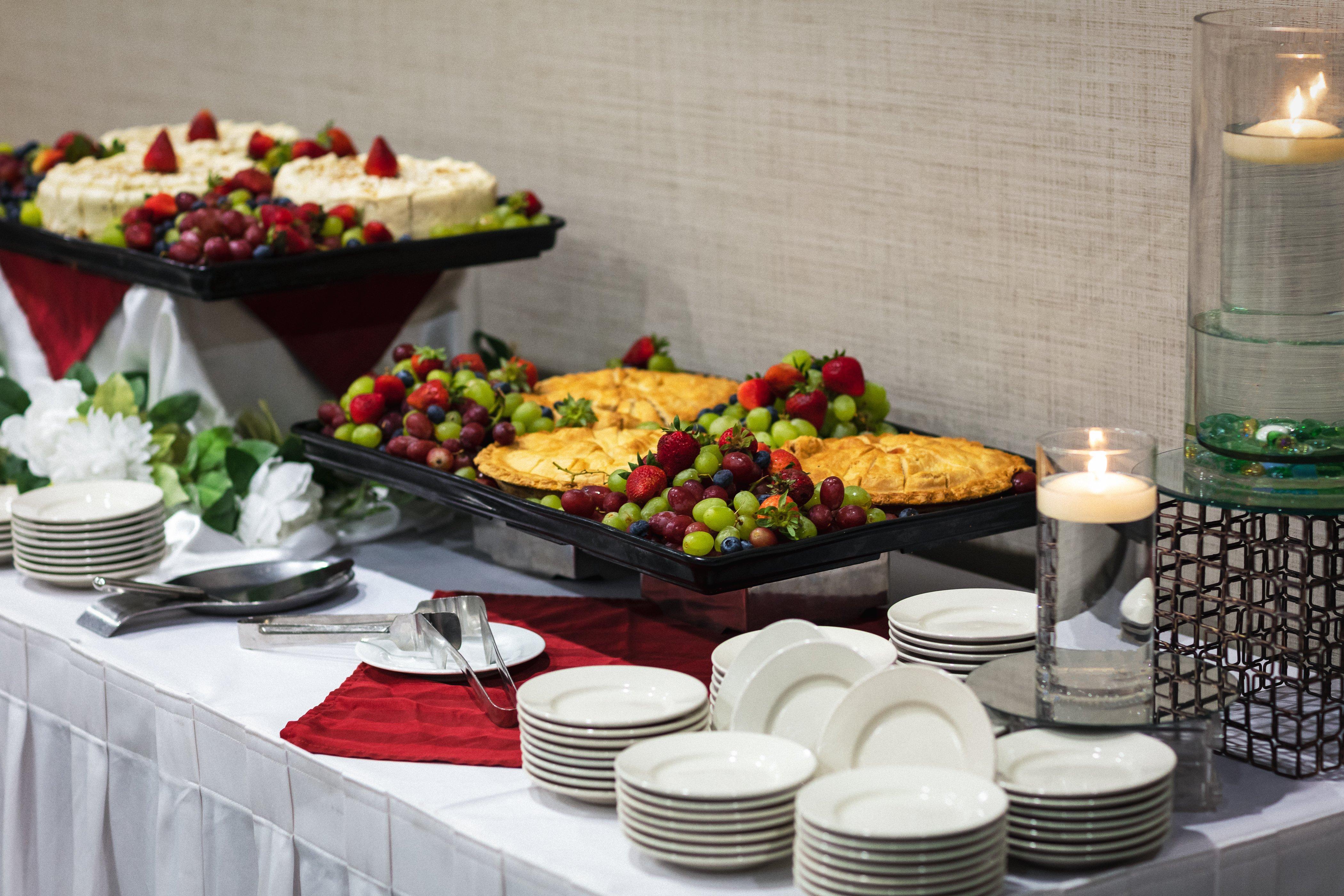 Holiday Inn & Suites Atlanta Airport North By Ihg College Park Exterior photo